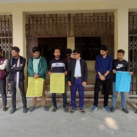 কুবিতে গুচ্ছ পদ্ধতি এবং পোষ্য কোটা বাতিলে অবস্থান কর্মসূচি