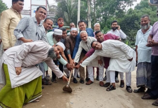গাজীপুর সিটি কর্পোরেশনের পূবাইলে রাস্তার উদ্বোধন