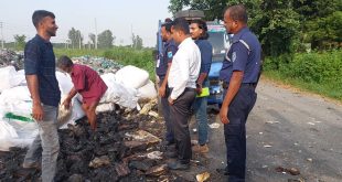 কেরানীগঞ্জে অভিযান চালিয়ে নিষিদ্ধ পলিথিন জব্দ