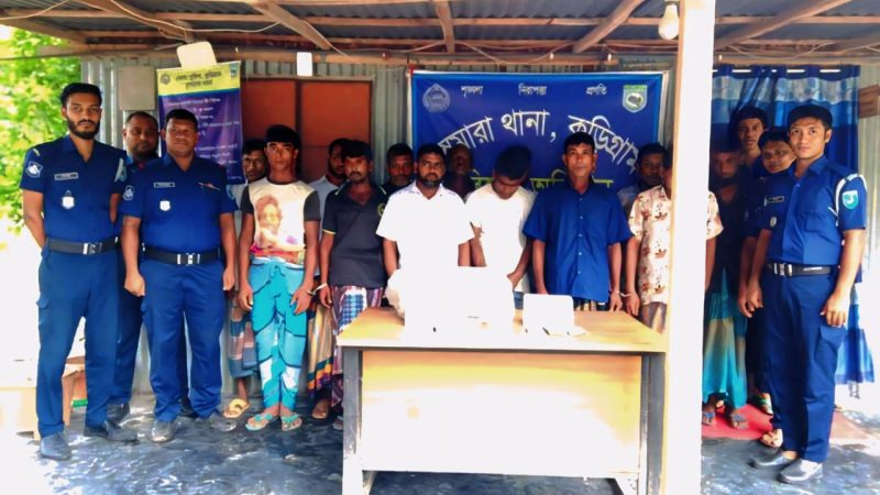 চিলমারীতে জুয়ার আসর থেকে জামায়াতের ইউনিয়ন সভাপতি ও ইউপি সদস্যসহ গ্রেপ্তার ১৪ জন
