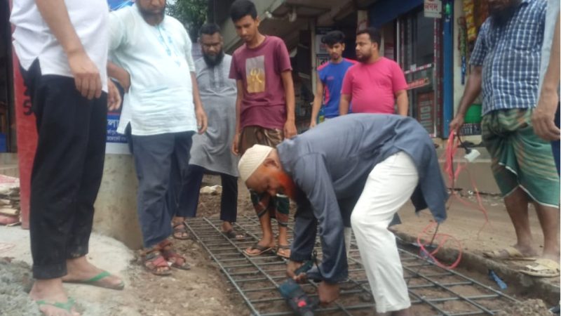 মির্জাপুরে জামায়াতের নিজস্ব অর্থায়নে রাস্তা সংস্কার