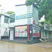 অন্যের কার্ড ব্যবহার করে ঢাবিতে প্রবেশের সময় তরুণ আটক